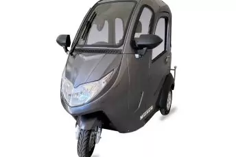 Magnum - Scooter elettrico cabinato - Ufo Eco Bike